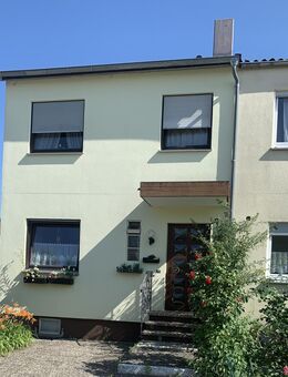Vielseitiges Reihenendhaus mit Garten in Ludwigshafen-Oggersheim - Ludwigshafen (Rhein)