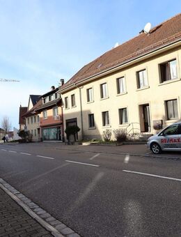Mehrfamilienhaus mit fünf Wohneinheiten - KAPITALANLAGE - Murg