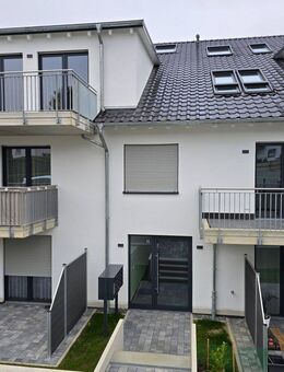 Schmallenberg, moderne Wohnanlage, 2 Zimmer, Küche, Bad, Balkon - Schmallenberg