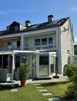 Top gepflegtes Reiheneckhaus mit hochwertiger EBK, Einzelgarage und Pool! - Rosenheim