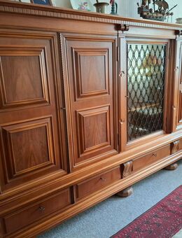 Wohnzimmerschrank "Rembrandt" - Hannover Vahrenwald-List