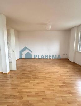 2-Zimmer-Wohnung mit offener Wohnküche, Bad mit Wanne in Renovierung - Parchim