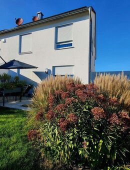 Doppelhaushälfte in gefragter Lage mit Traumblick, PV mit Speicher, Wallbox - Ingolstadt