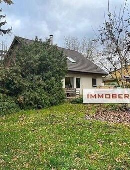 IMMOBERLIN.DE - Charmantes Einfamilienhaus + Nebengelasse auf sehr großem Anwesen in guter ländlicher Infrastruktur - Löwenberger Land