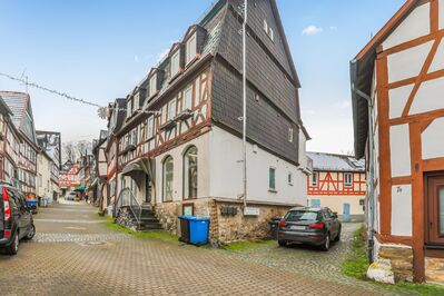 ????LEERSTEHENDES HAUS /2-3 Wohnungen/ Geschäft (Vermietung/Umwandlung möglich)/2040 EURO Kaltmiete
