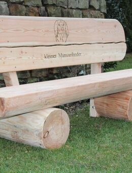 Gartenbank aus Lärche mit Gravur. Hochzeitsgeschenk. Rentnergeschenk. Weinachtsgeschenk. - Steyerberg