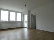 Charmante 3-Zimmer-Wohnung mit Balkon! Grünlage Nähe Park und Rhein-Ruhr-Zentrum! - Mülheim (Ruhr)
