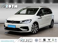 VW Touran, 1.5 TSI Highline R-Line, Jahr 2020 - Daaden