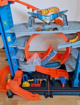 Hot Wheels Ultimate "Hai-Angriff" - Suderburg