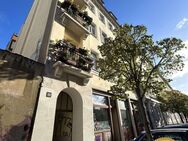 Zentral Wohnen in der hippen Neustadt I Moderne Einbauküche I Bad mit Dusche und Fenster - Dresden