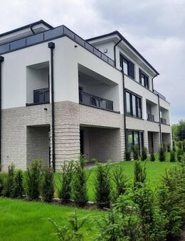 Schöne, neuwertige Erdgeschosswohnung in unmittelbarer Nähe zum Dümmer See - Lembruch
