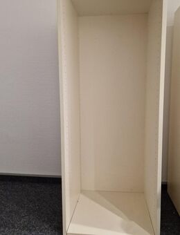 Regal 130 cm hoch x 50 cm tief x 50 cm tief auch als Bar oder Tresen verwendbar - Markkleeberg Zentrum