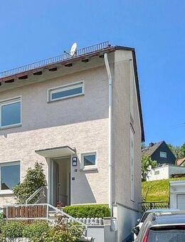 Gepflegte DHH mit Küche und Garage in Ruhelage von Falkenstein - Königstein (Taunus)