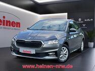 Skoda Fabia, 1.0 TSI Ambition, Jahr 2022 - Kamen