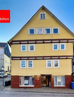 Sanierungsbedürftiges Fachwerkhaus mit Gewerbeeinheit in der Altstadt mit Potential - Bad Wildungen