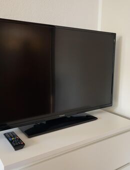 Panasonic LCD 39 Zoll Fernseher TX-39DW334, zur Abholung - Duisburg Zentrum