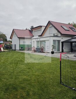 Moderne 3-Zimmer-Luxuswohnung mit Garten und Pool - Berlin