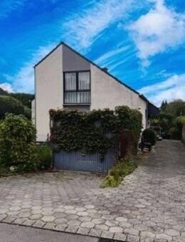 Einfamilienhaus (Erbbaurecht) mit Garten & Garage in ruhiger Lage von Iserlohn-Hennen zu verkaufen - Iserlohn