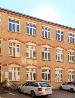 www.r-o.de +++ Genießen Sie das Flair der Dresdner Neustadt - Große 5-Zimmerwohnung im Hinterhaus - Dresden