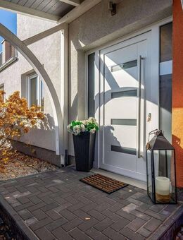 Solides Einfamilienhaus mit angenehmer Wohnqualität zum attraktiven Preis - Hohen Neuendorf