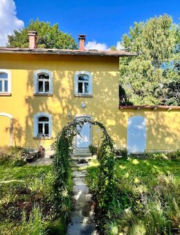 Ehemaliges Bahnmeisterhaus sehr ruhige Lage-Charme und Potenzial - ideal für Ruhesuchende, Naturliebhaber und Individualisten. - Bad Brambach