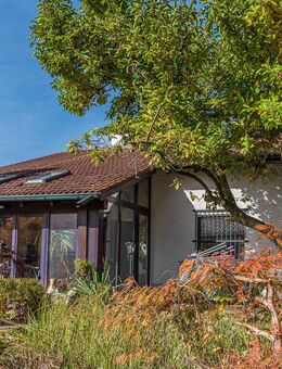 PROVISIONSFREI* - Einfamilienhaus mit Wintergarten, EBK und Doppelgarage in Vilsheim, Lkr. Landshut - Vilsheim