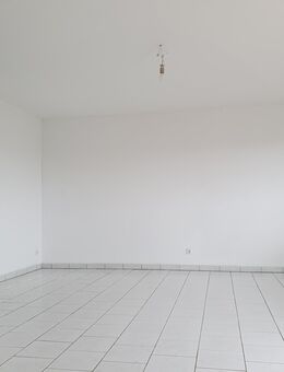 Drei Zimmer Wohnung - Langgöns