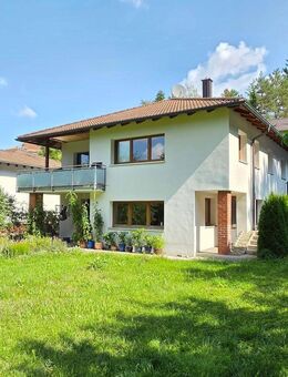Attraktives Leben auf einer Ebene & am Waldrand - großes Wohnhaus mit Einliegerbereich! - Coburg