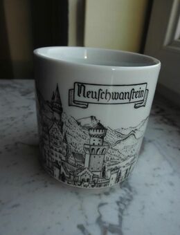 Neuschwanstein Porzellan Becher Tasse Henkelbecher Souvenir Andenken 3,- - Flensburg