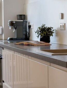 Provisionfreie Wohnung mit Einbauküche und Stellplatz in gefragter Lage - Stuttgart