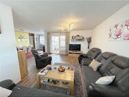 4 Zimmer-Wohnung mit Aufzug, 2 Bäder, gepflegt, mit Garage in ruhiger Randlage von Wernau - Wernau (Neckar)