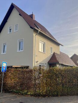 Freistehendes gepflegtes 2FH, mit Garten & Garagen in ruhiger grüner und top angebundener Lage - Hennef (Sieg)