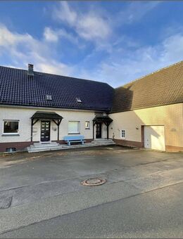 Idyllisches Landleben: Viel Platz, große Scheune und nachhaltige Energie auf 2200 m² - Warstein