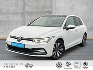 VW Golf, 2.0 TDI VIII Move, Jahr 2024 - Kierspe