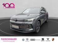 VW Tiguan, 2.0 l TDI Elegance Massagesitze digitales, Jahr 2024 - Mönchengladbach