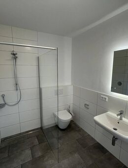 Neue, moderne 3 Zimmerwohnung inkl. Küche + Balkon - Heizung Luft-Wärmepumpe - Nordhorn