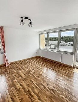 Gepflegte 3-Zimmer-Eigentumswohnung in Untersteinach - solide Substanz und ruhige Lage - Untersteinach