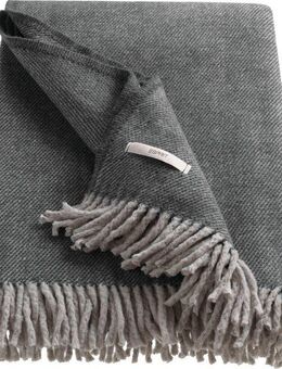 Wohndecke Jade, Esprit, aus recycelter Baumwolle, Kuscheldecke