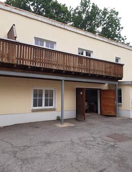 günstige 1,5 Raumwohnung am Stadtrand von Nossen mi großen Balkon - Nossen