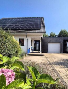 Willkommen im Familienglück! Modernes und energieeffizientes Einfamilienhaus in Hatterwüsting - Hatten