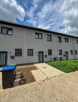 Neubau Reihenhaus mit Garten - Peine