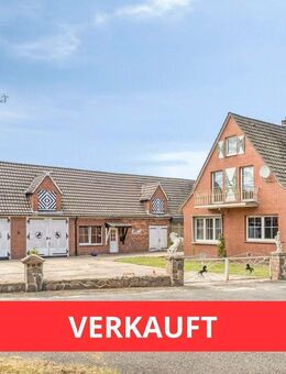 Renovierungsbedürftiges Haus mit mehreren Nebengebäuden - Bad Bentheim