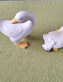 Gänse / Enten aus Keramik, ca.17 cm und ca. 25 cm hoch - Ehra-Lessien