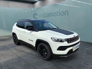 Jeep Compass, Upland MHEV, Jahr 2022 - München