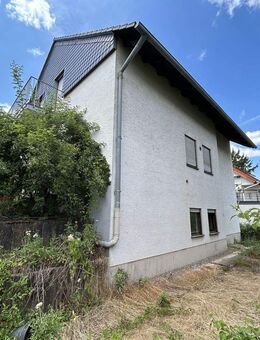 Attraktives Zweifamilienhaus - auch ideal für Mehrgenerationenwohnen - am Ende eines Privatweges - Mainz