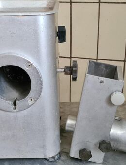 Schnetzelmaschine / Wolf von Berkel-Scharfen - Stuttgart