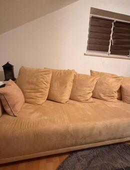Sofa mit Kissen/Bettfunktion und Stauraum - Haar