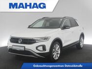 VW T-Roc, 1.0 TSI MOVE, Jahr 2024 - München