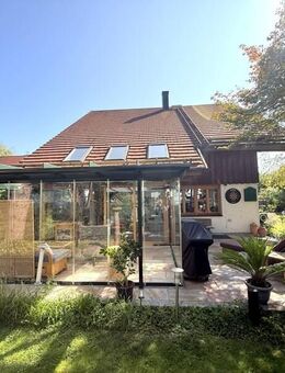 Traumgrundstück mit 2 Einfamilienhäusern, ideal für Mehrgenerationhaus oder Wohnen & Arbeiten - Erding