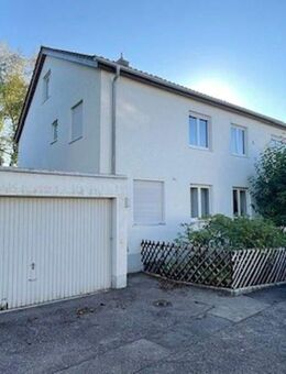 Repräsentatives 2-Familienhaus mit Charme und Charakter - Göppingen